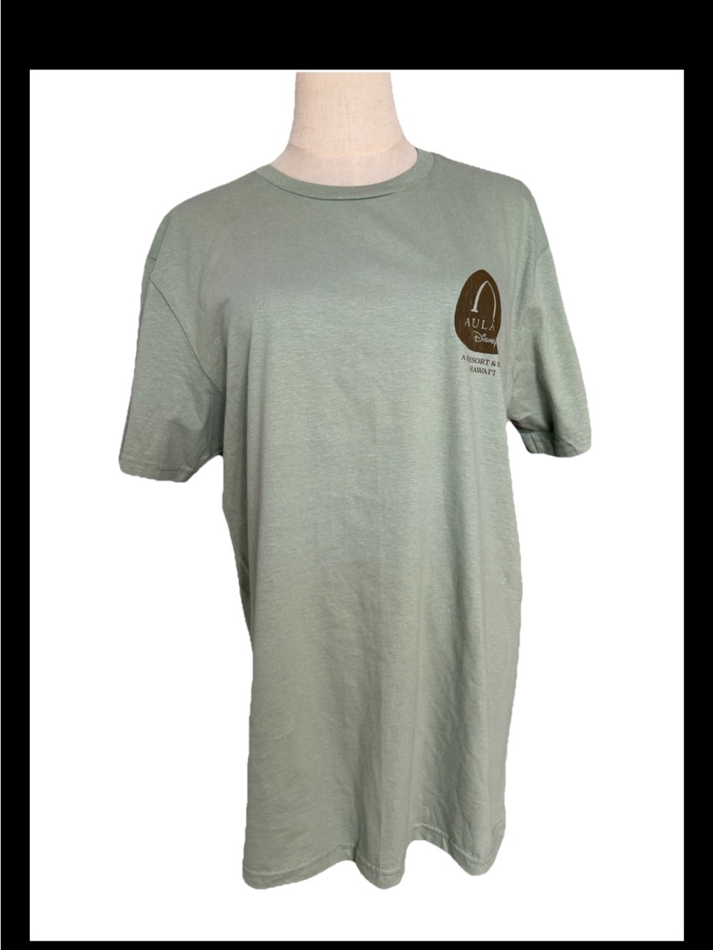 Disney Aulani medium Green Unisex T-shirt A Disney Resort & - Picture 5 of 10